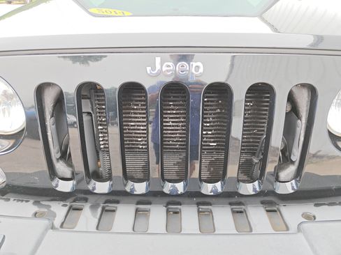 Used 2014 Jeep Wrangler Unlimited Sport w/ Quick Order Package 24S AWD/4WD image 5