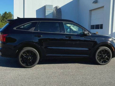 Used 2023 Kia Sorento SX AWD/4WD image 9