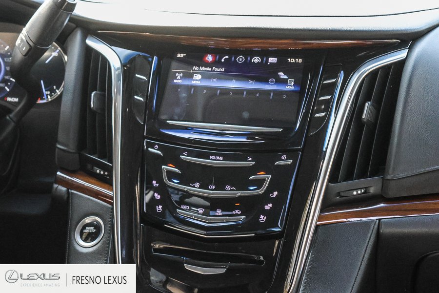 Used 2016 Cadillac Escalade Luxury RWD image 17