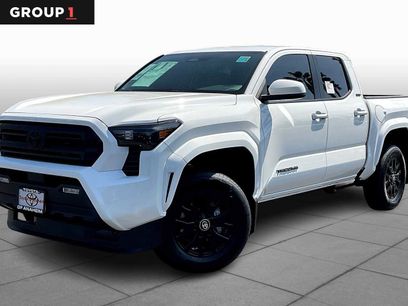 New 2025 Toyota Tacoma SR5