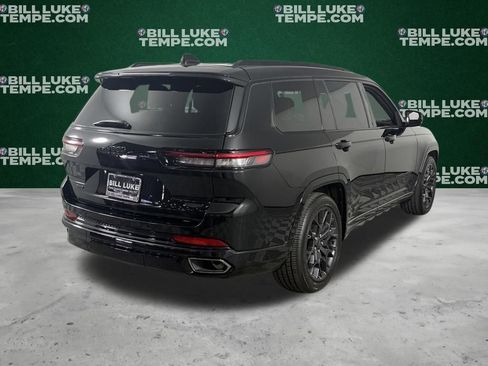 Used 2023 Jeep Grand Cherokee L Summit w/ High Altitude Package image 8