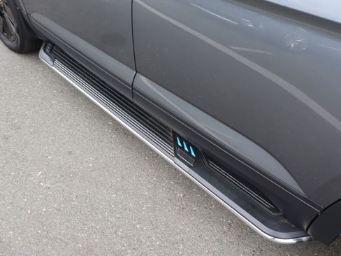 Used 2024 Volkswagen Atlas SE image 13