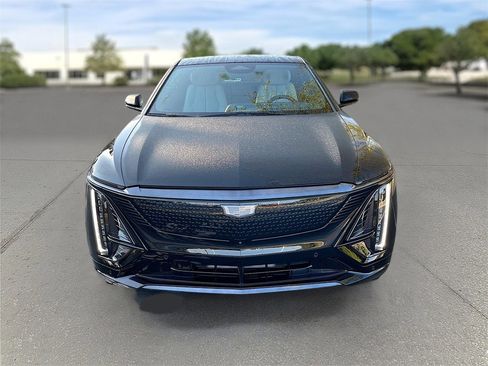 New 2026 Cadillac Lyriq Premium Sport image 2