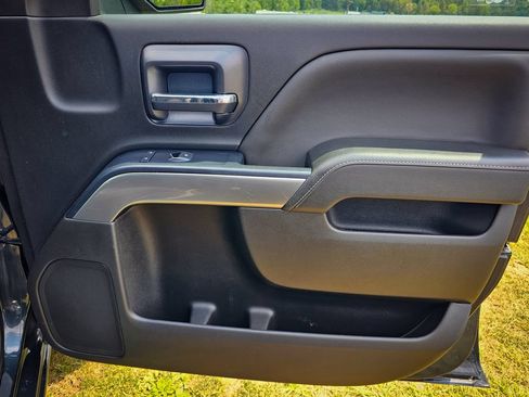 Used 2018 Chevrolet Silverado 1500 LT w/ All Star Edition AWD/4WD image 38