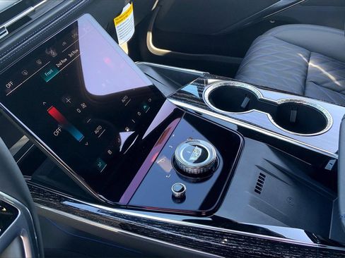 New 2026 Cadillac Escalade IQL Luxury image 10