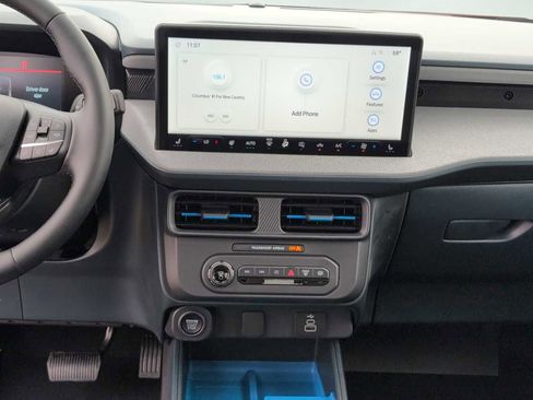 New 2025 Ford Maverick XLT w/ Equipment Group 301A image 24