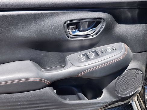Used 2024 Honda HR-V Sport image 15