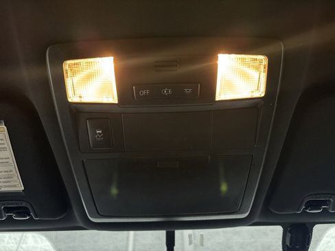 Used 2017 Toyota Tacoma TRD Sport w/ Tow Package image 20