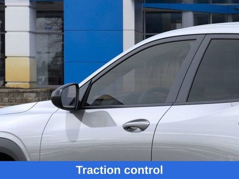 New 2026 Chevrolet Trax RS image 13