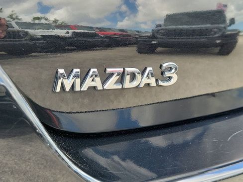 Used 2024 MAZDA MAZDA3 s FWD image 5