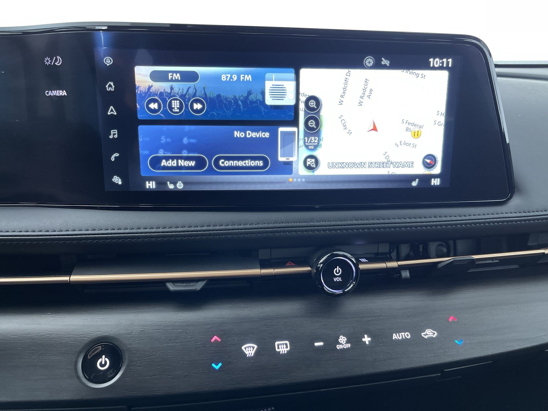 Certified 2024 Nissan Ariya AWD image 18