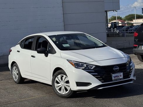New 2025 Nissan Versa S w/ Trunk Package image 2