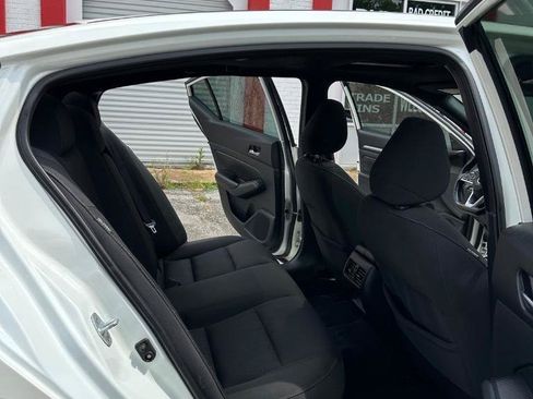 Used 2019 Nissan Altima 2.5 SV FWD image 35