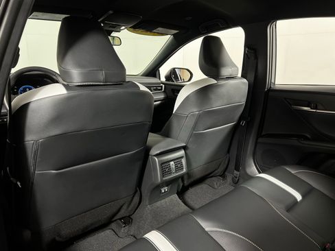 Certified 2025 Toyota Camry SE image 21