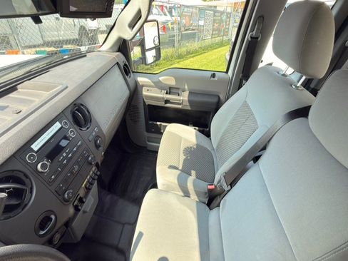 Used 2016 Ford F550 2WD SuperCab Super Duty image 25