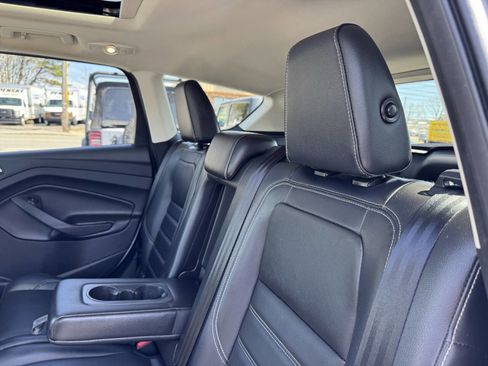Used 2018 Ford Escape SEL image 26