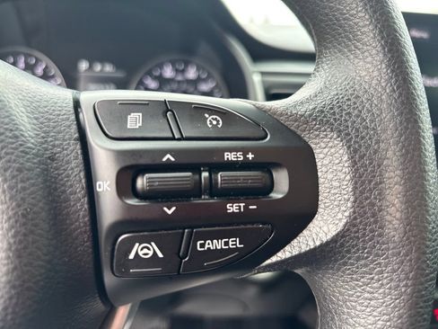 Used 2023 Kia Rio S w/ Technology Package FWD image 21