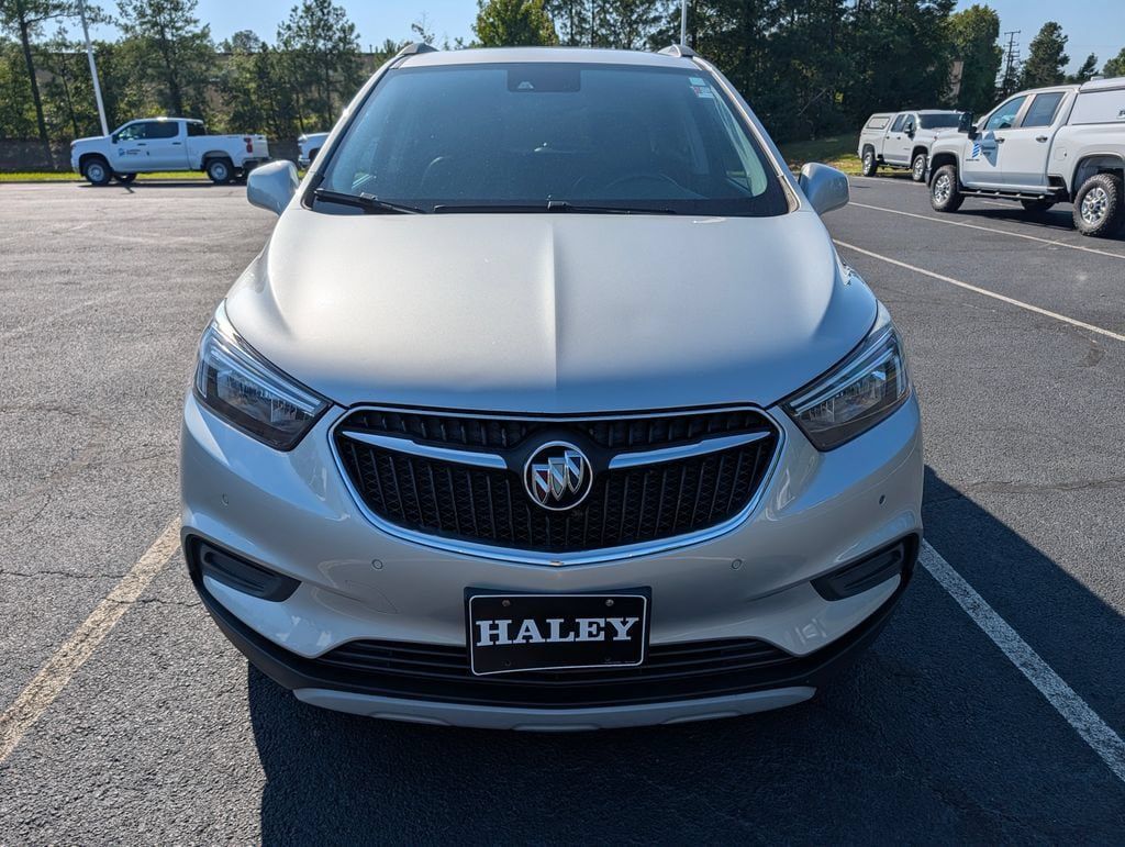 Used 2021 Buick Encore Preferred w/ Safety Package II AWD/4WD image 29