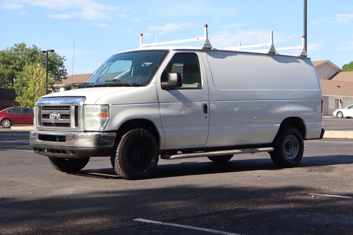 Used 2014 Ford E-250 and Econoline 250 w/ Power Group RWD image 11