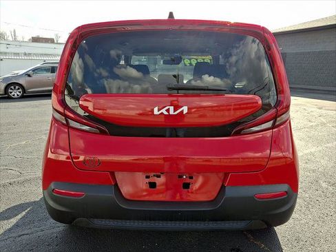 Used 2022 Kia Soul LX w/ Technology Package image 14