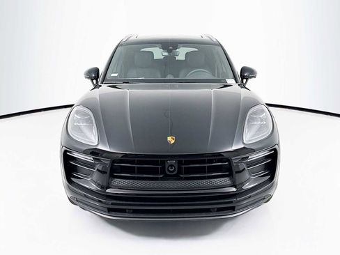 New 2026 Porsche Macan image 6