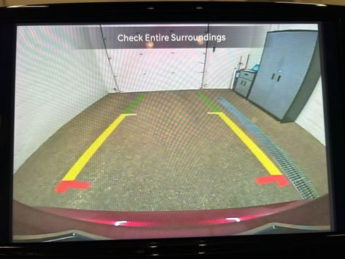 Used 2023 Chrysler Pacifica Touring-L image 20