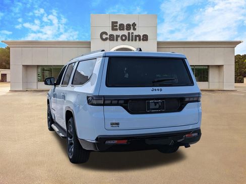 New 2026 Jeep Grand Wagoneer L Limited AWD/4WD image 5