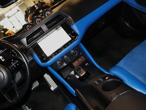 Used 2023 Nissan Z Performance 2dr Coupe 9A w/ Floor Mat Package (L93) image 24