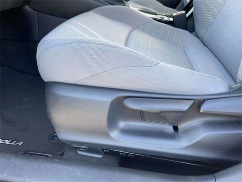 Certified 2024 Toyota Corolla SE image 20