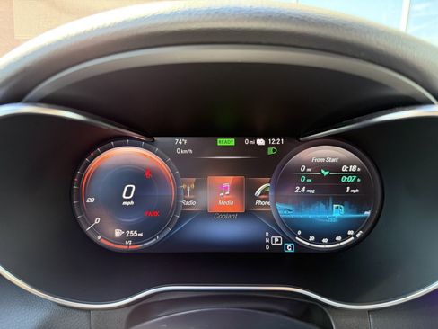 Used 2020 Mercedes-Benz GLC 350e 4MATIC image 22