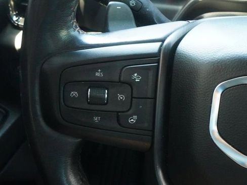 Used 2023 GMC Sierra 1500 AT4 w/ Technology Package AWD/4WD image 18