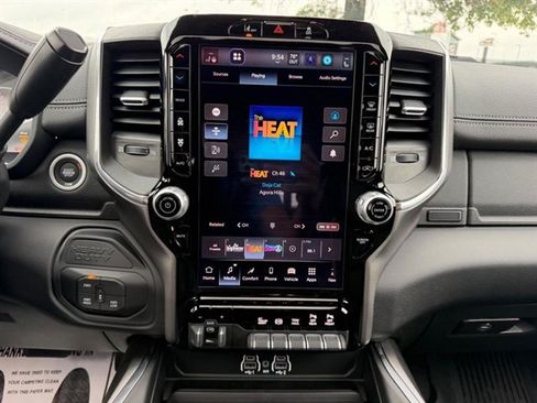 New 2026 RAM 3500 Laramie AWD/4WD image 14