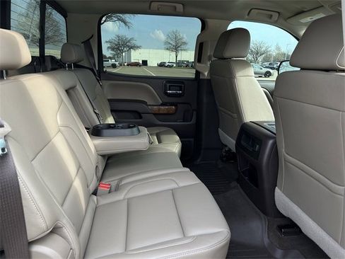 Used 2017 GMC Sierra 1500 SLT w/ Enhanced Driver Alert Package image 33