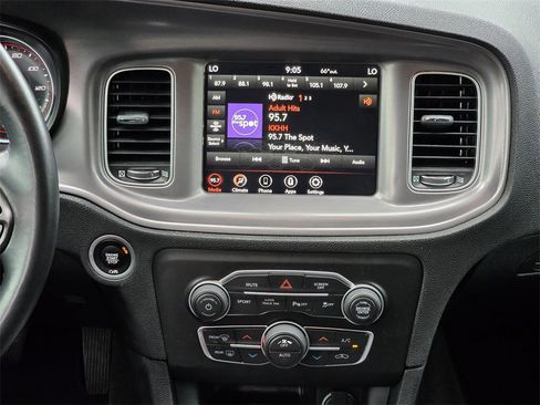 Used 2023 Dodge Charger SXT image 17