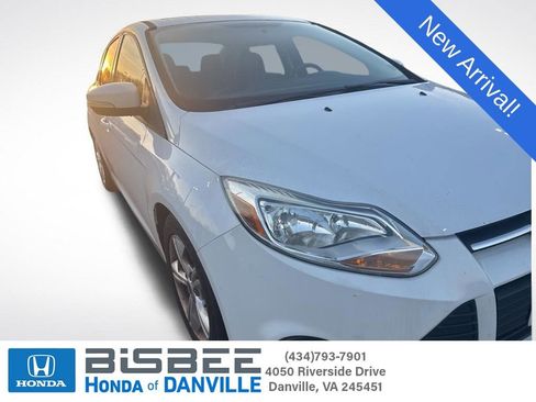 Used 2014 Ford Focus SE image 1
