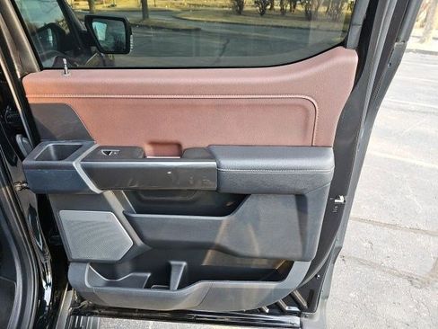 Used 2022 Ford F150 Lariat w/ Equipment Group 502A High image 17