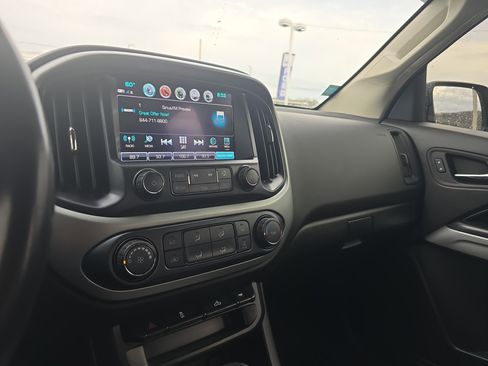 Used 2018 Chevrolet Colorado LT w/ Redline Special Edition AWD/4WD image 25
