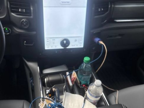 Used 2025 Ford F150 Lightning Flash AWD/4WD image 9