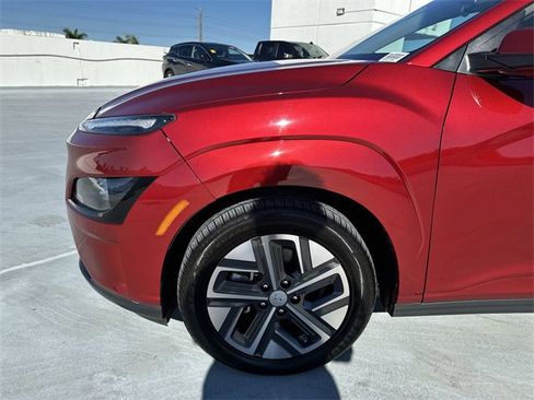 Used 2023 Hyundai Kona SEL image 19