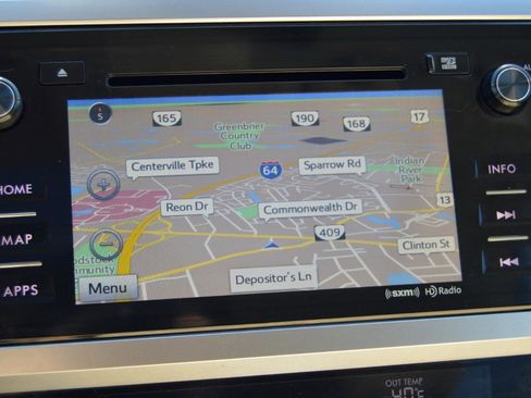 Used 2017 Subaru Outback 2.5i Limited image 9