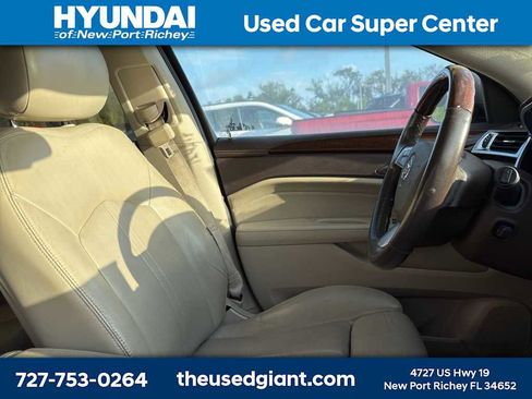 Used 2011 Cadillac SRX Luxury image 7