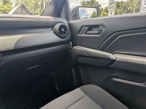 Used 2023 Chevrolet Colorado Trail Boss w/ Technology Package AWD/4WD image 15