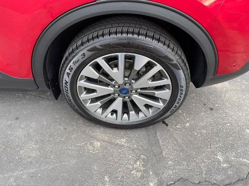 Used 2021 Ford Escape Titanium w/ Class II Trailer Tow Package image 28