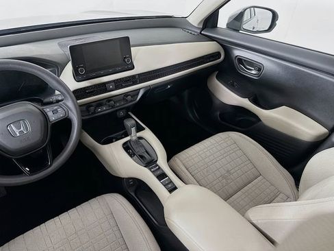 Certified 2024 Honda HR-V LX image 27