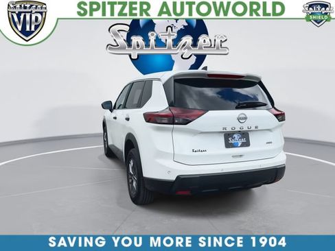 Used 2024 Nissan Rogue S AWD/4WD image 8