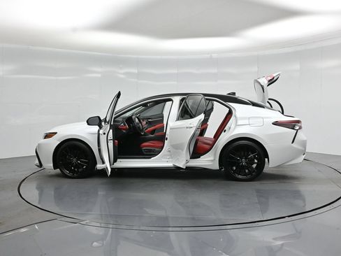 Used 2021 Toyota Camry XSE w/ Navigation Package FWD image 38