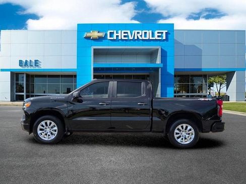 Used 2024 Chevrolet Silverado 1500 Custom AWD/4WD image 6