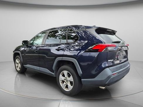 Used 2019 Toyota RAV4 XLE FWD image 7