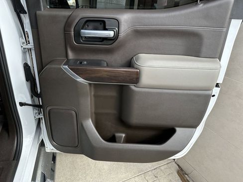 Used 2021 GMC Sierra 1500 SLT w/ SLT Convenience Package image 34