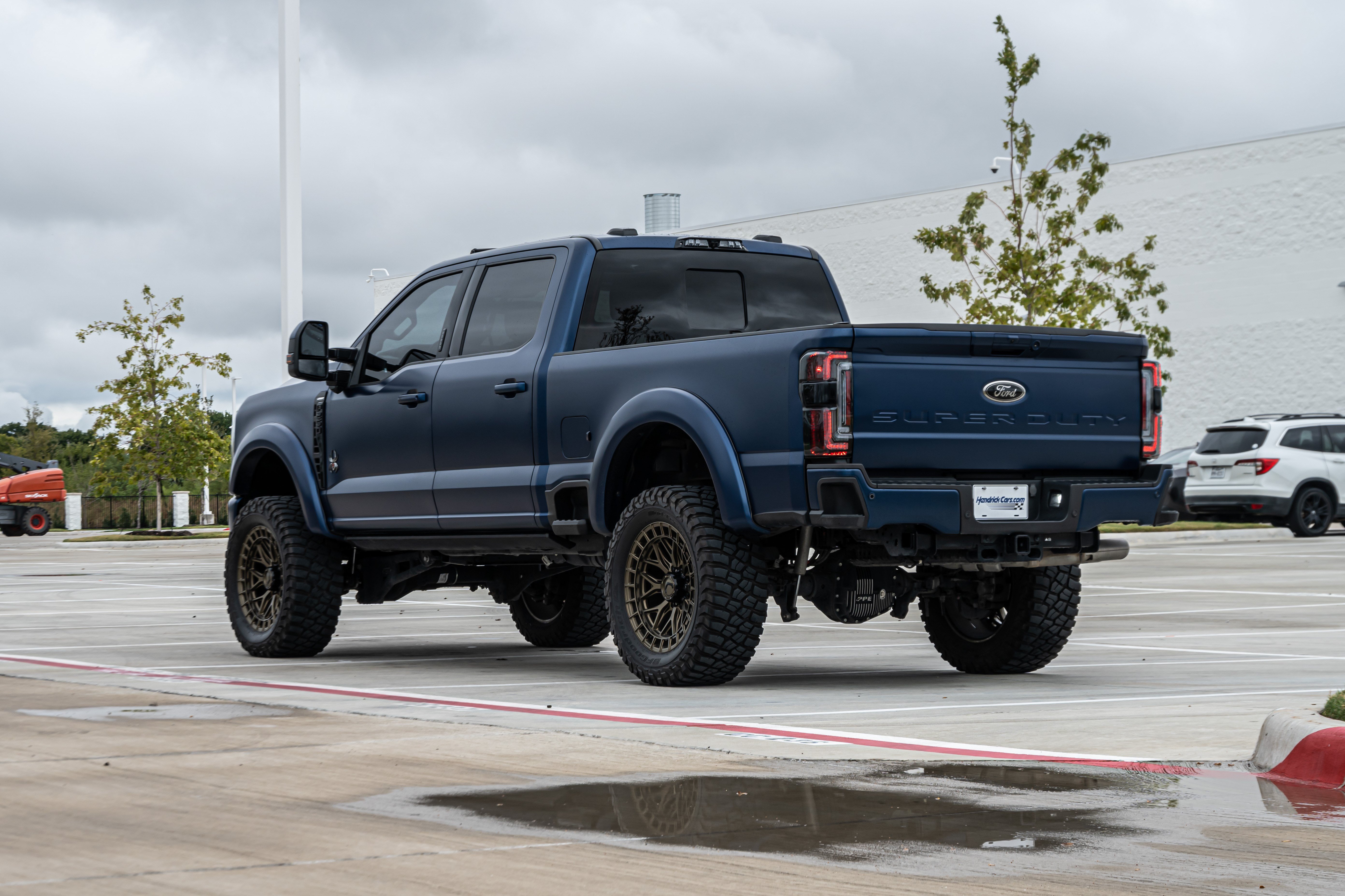 Used 2024 Ford F250 Lariat w/ Lariat Ultimate Package AWD/4WD image 7